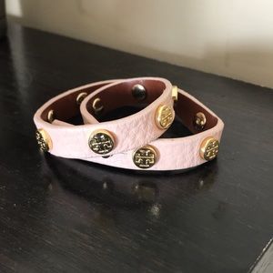 Tory Burch DOUBLE- WRAP Logo Stud Bracelet